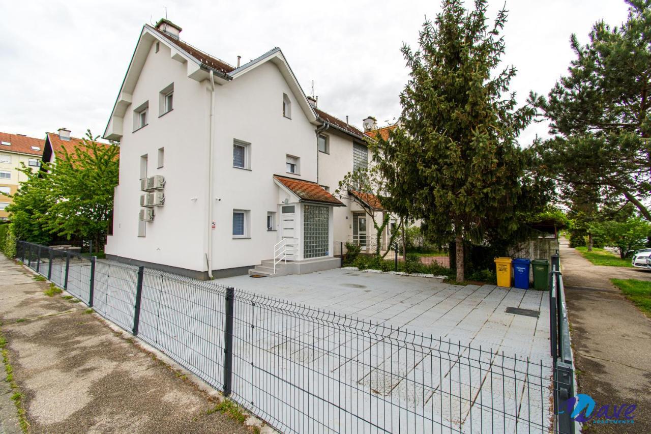 Modern Apartments Wave Near The Airport Велика Гориця Екстер'єр фото